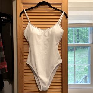 Andie Swim White Ribbed Amalfi one piece